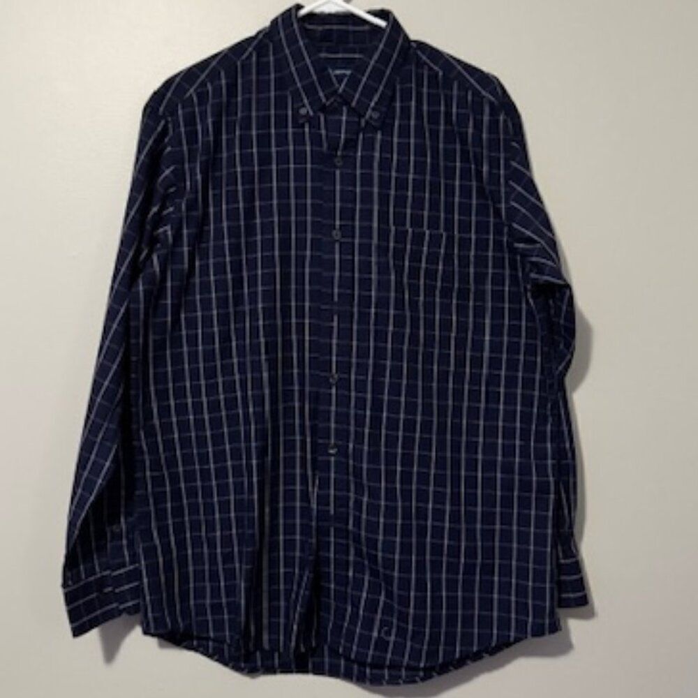 USED Men's John Ashford Long Sleeve Button Down Shirt Color Navy/White Size M